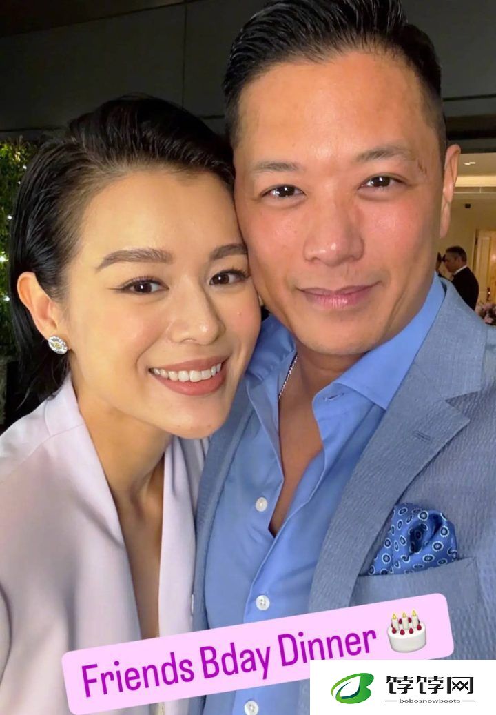 李乘德风波后首晒《胡杏儿》贴脸照，笑容满面显夫妻情深