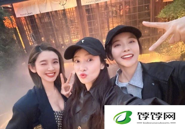 唐艺昕、宋茜、张佳宁“欢乐聚餐”，比耶甜照齁人心