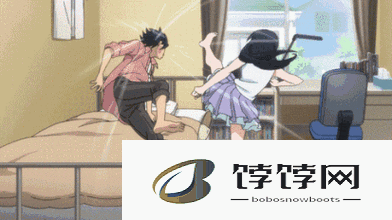 女生抓男生蛋疼的名场面爆笑：那些令人捧腹的尴尬瞬间